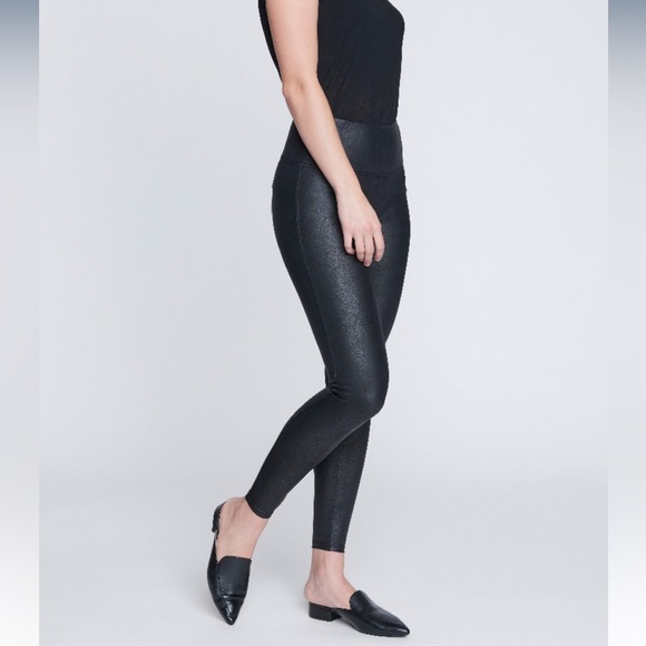 Seven7 Pants - Seven7 Faux Leather Leggings In Excellent Condition